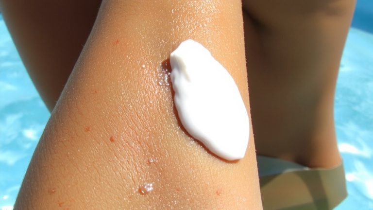 antioxidant cream post swim moisturizing