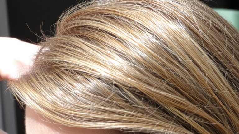 best hair color for thinning
