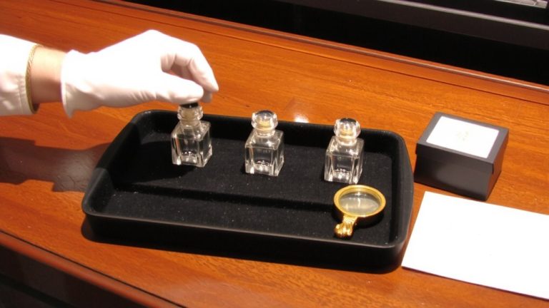 duty free perfume buying tips