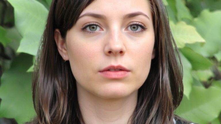 hair color for rosacea
