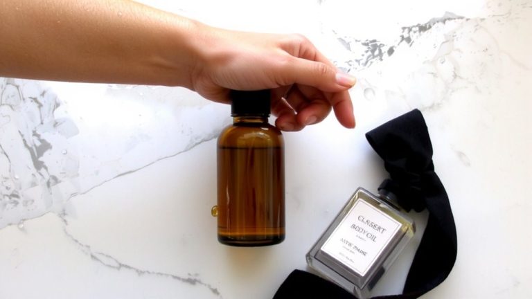 layer fragrance with hydrating oils