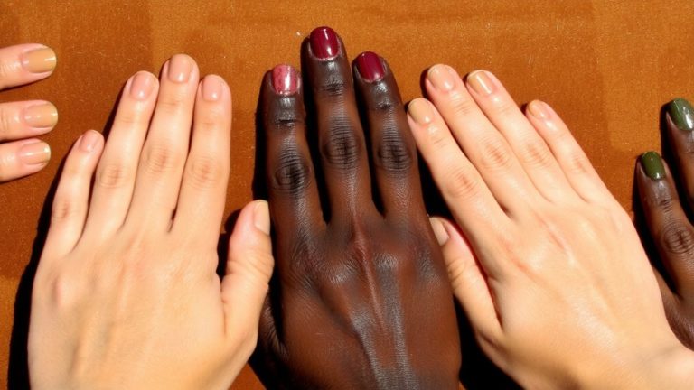 nail colors for medium skin