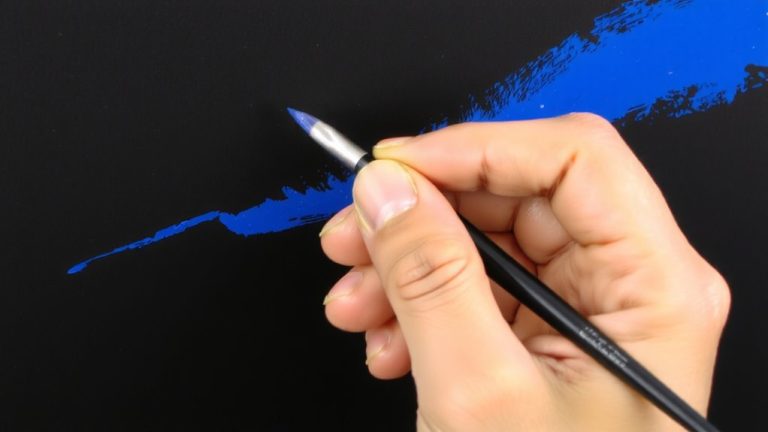ultra thin liner stripes
