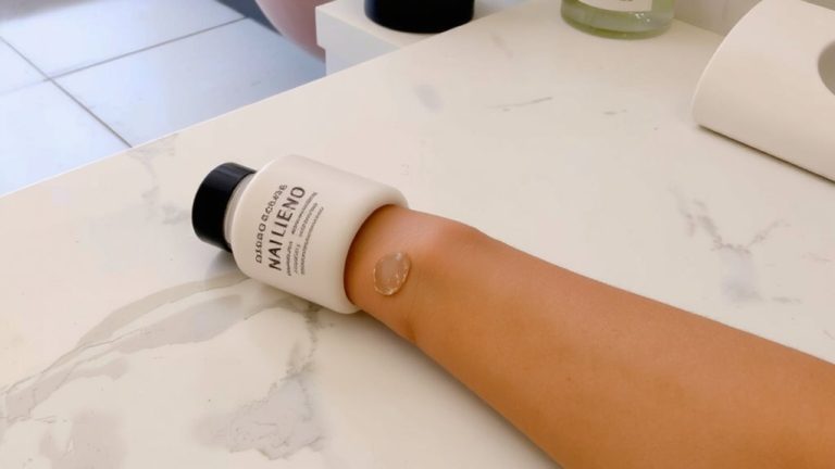unscented moisturizer extends fragrance lifespan